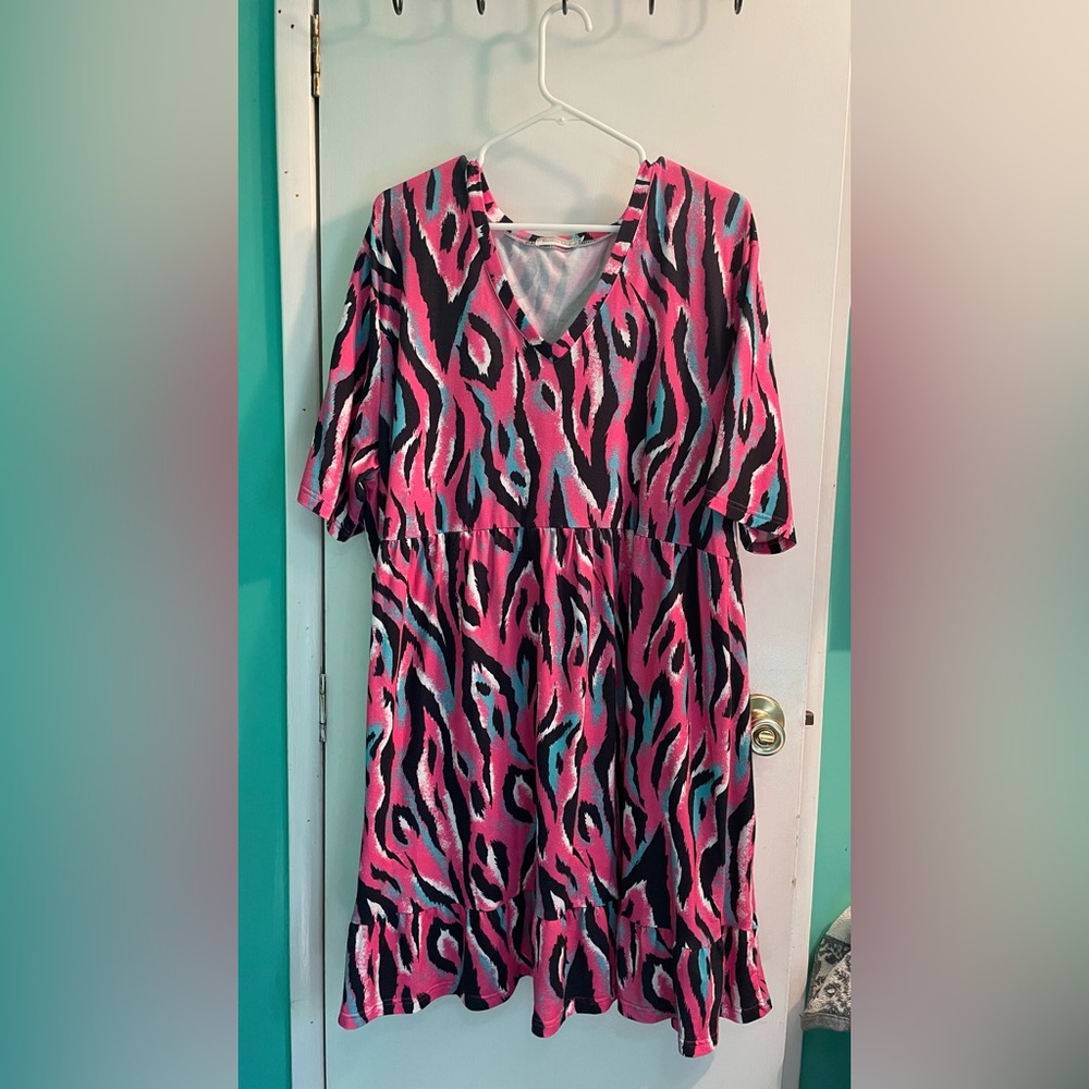 Southern Stitch Vibrant Pink Animal Print V-Neck Tiered Dress 3X